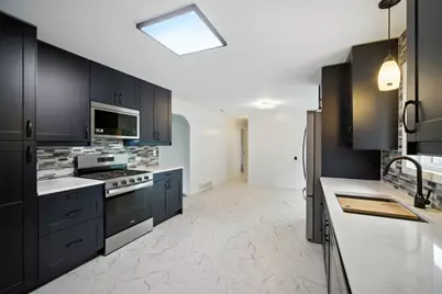 422 Damen Street, Marengo, IL 60152 - Photo 3