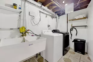 9410 Lawler Ave, Skokie, IL 60077 - Photo 25