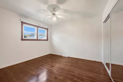 9410 Lawler Avenue, Skokie, IL 60077 - Photo 13