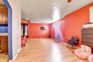 2528 Cochran St, Blue Island, IL 60406 - Photo 3