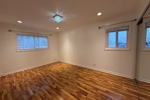 8451 Linder Ct, Skokie, IL 60077 - Photo 11