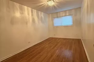 8451 Linder Ct, Skokie, IL 60077 - Photo 15