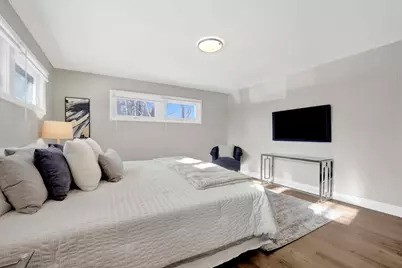 2011 Cleveland Street, Evanston, IL 60202 - Photo 19