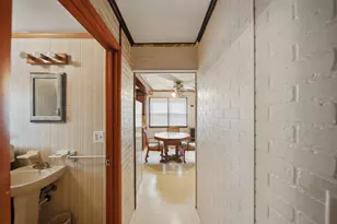 102 E Winfield St, Morrison, IL 61270 - Photo 13