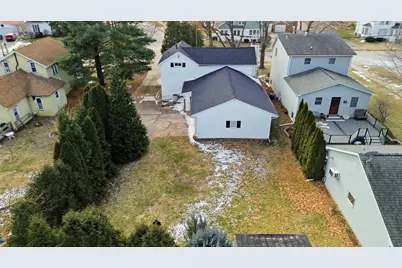 102 E Winfield Street, Morrison, IL 61270 - Photo 7