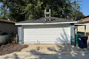 908 Clinton Ave, Oak Park, IL 60304 - Photo 29