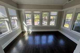 908 Clinton Ave, Oak Park, IL 60304 - Photo 5