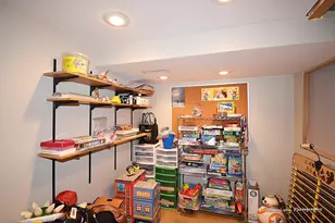 9 S Northampton Dr, Geneva, IL 60134 - Photo 27