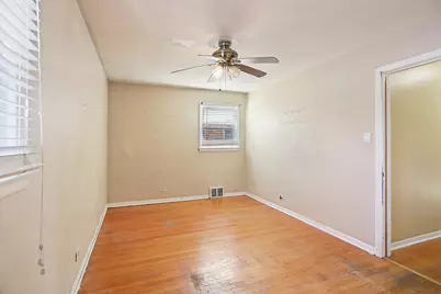 10829 S Rockwell Street, Chicago, IL 60655 - Photo 11