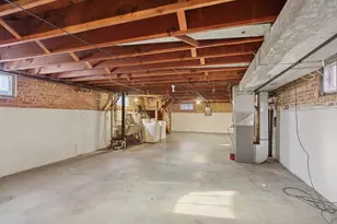 10829 S Rockwell St, Chicago, IL 60655 - Photo 13