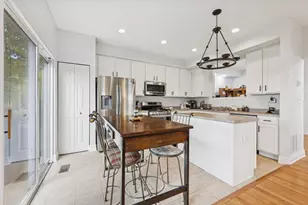 7011 Clearwater Dr, Plainfield, IL 60586 - Photo 9