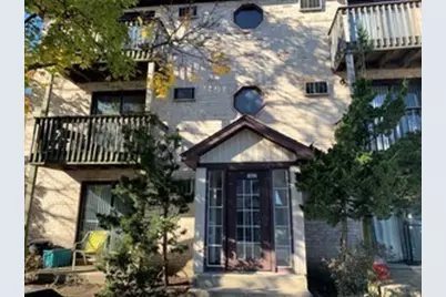 1832 N Goodwin Drive #1A, Palatine, IL 60074 - Photo 1