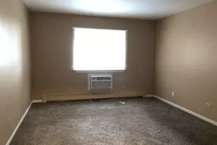 1331 S Finley Rd, Lombard, IL 60148 - Photo 9