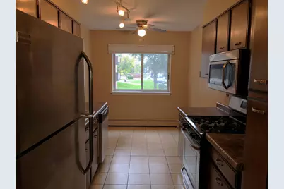 1331 S Finley Road #208, Lombard, IL 60148 - Photo 5