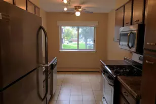 1331 S Finley Rd, Lombard, IL 60148 - Photo 5