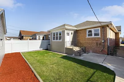 8208 S Sacramento Avenue, Chicago, IL 60652 - Photo 25