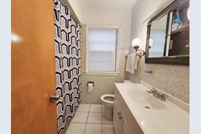 6327 N Kedzie Avenue, Chicago, IL 60659 - Photo 13