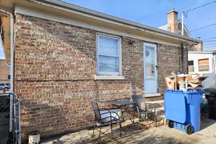 6327 N Kedzie Ave, Chicago, IL 60659 - Photo 29