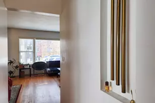 6327 N Kedzie Ave, Chicago, IL 60659 - Photo 9