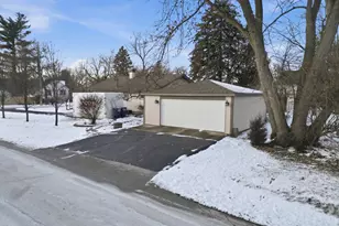 6029 Pershing Ave, Downers Grove, IL 60516 - Photo 23