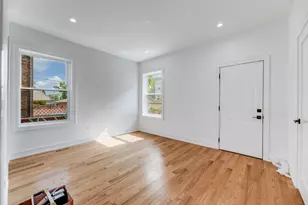 7427 S Oglesby Ave, Chicago, IL 60649 - Photo 15