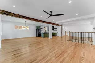 7427 S Oglesby Ave, Chicago, IL 60649 - Photo 7