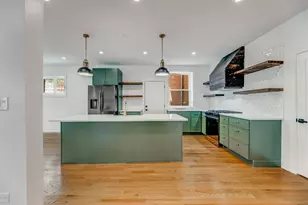 7427 S Oglesby Ave, Chicago, IL 60649 - Photo 13