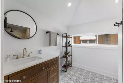 7427 S Oglesby Avenue, Chicago, IL 60649 - Photo 27