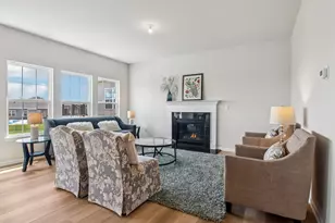 607 Virginia St, Elburn, IL 60119 - Photo 7