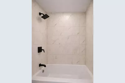 9044 S Merrill Avenue, Chicago, IL 60617 - Photo 9