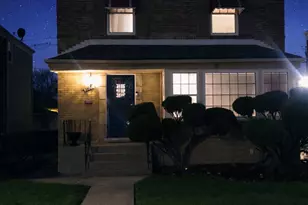 9044 S Merrill Ave, Chicago, IL 60617 - Photo 43