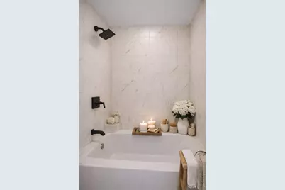 9044 S Merrill Avenue, Chicago, IL 60617 - Photo 19