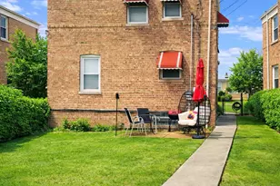 9044 S Merrill Ave, Chicago, IL 60617 - Photo 39