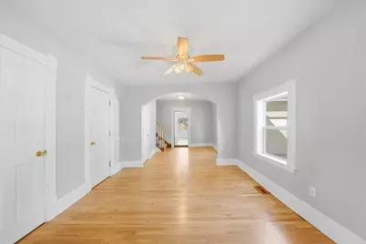317 E Dearborn Street, Plano, IL 60545 - Photo 5