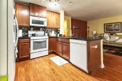 713 Prairie Drive, Shorewood, IL 60404 - Photo 7