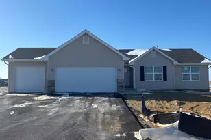 210 Autumnwood Ln, Davis Junction, IL 61020 - Photo 1