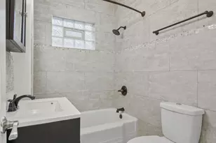 4827 W Crystal St, Chicago, IL 60651 - Photo 9