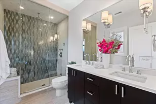 2657 N Bosworth Ave, Chicago, IL 60613 - Photo 9