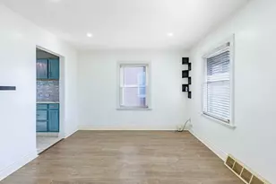 93 E 151st Street E, Harvey, IL 60426 - Photo 7