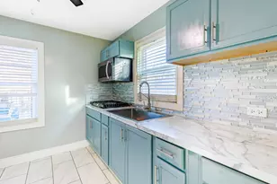 93 E 151st Street E, Harvey, IL 60426 - Photo 11