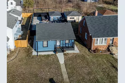 93 E 151st Street E, Harvey, IL 60426 - Photo 3