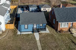 93 E 151st Street E, Harvey, IL 60426 - Photo 3