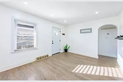 93 E 151st Street E, Harvey, IL 60426 - Photo 15