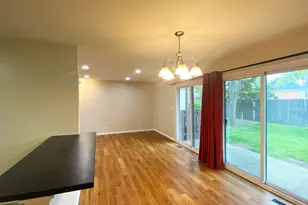 4825 Kimball Hill Dr, Rolling Meadows, IL 60008 - Photo 11