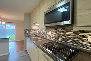 4825 Kimball Hill Dr, Rolling Meadows, IL 60008 - Photo 9