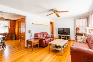 3609 Peoria St, Steger, IL 60475 - Photo 3