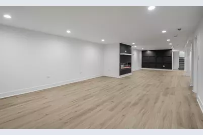 8058 S Wood Street, Chicago, IL 60620 - Photo 23