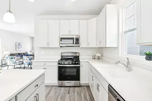 816 Simpson Ave, Elburn, IL 60119 - Photo 15