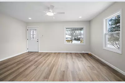 635 S Alma Avenue, Kankakee, IL 60901 - Photo 7