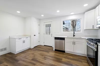 122 S Park Street, Westmont, IL 60559 - Photo 5